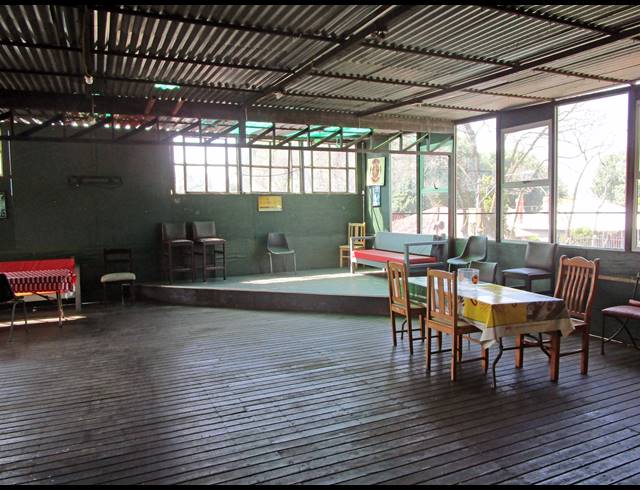 570M² BUILDING FOR SALE IN ORANGE GROVE